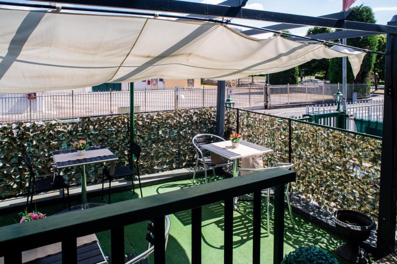 Bed and Breakfast Italo House Opera Esterno foto