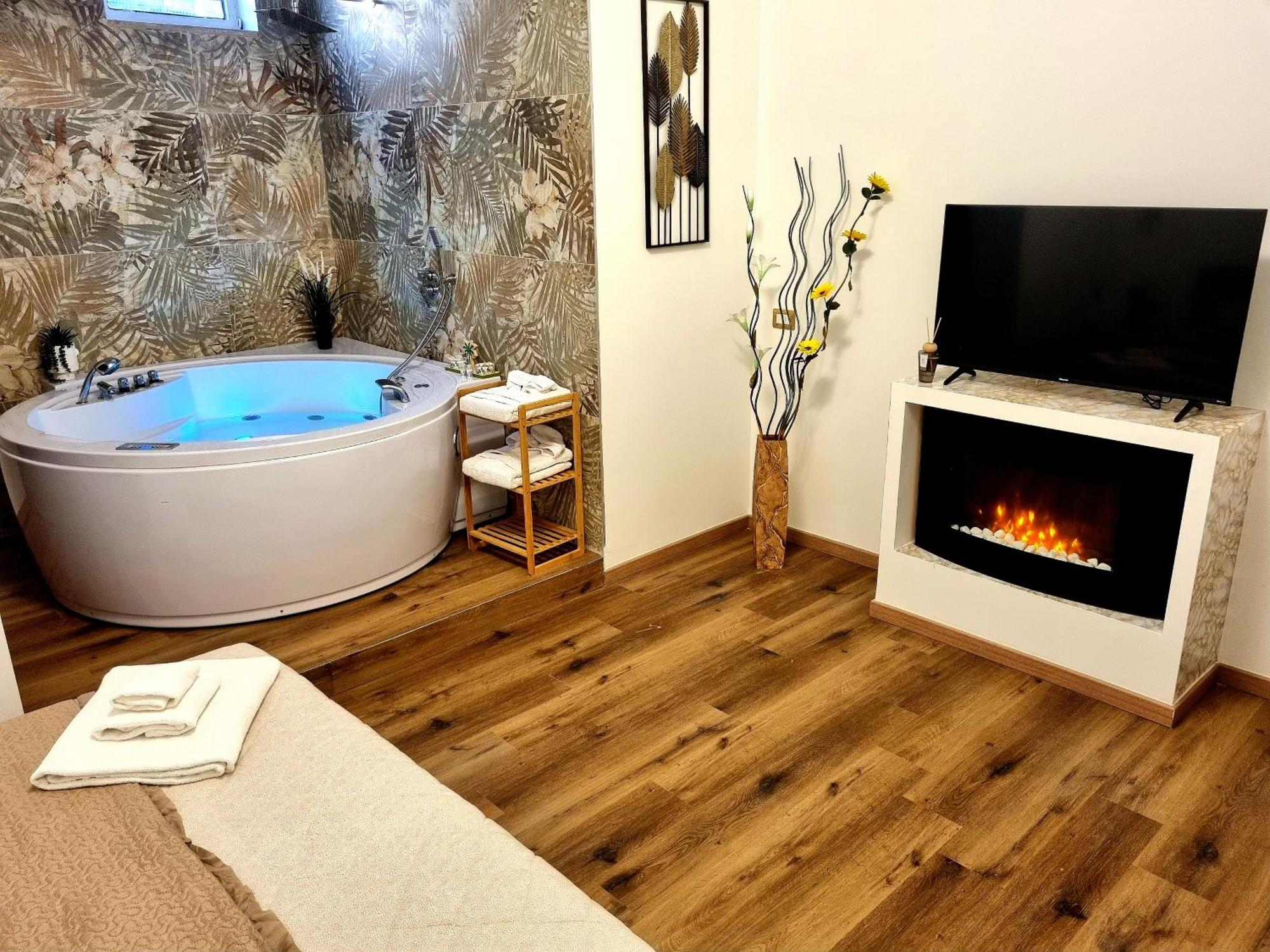 Bed and Breakfast Italo House Opera Esterno foto