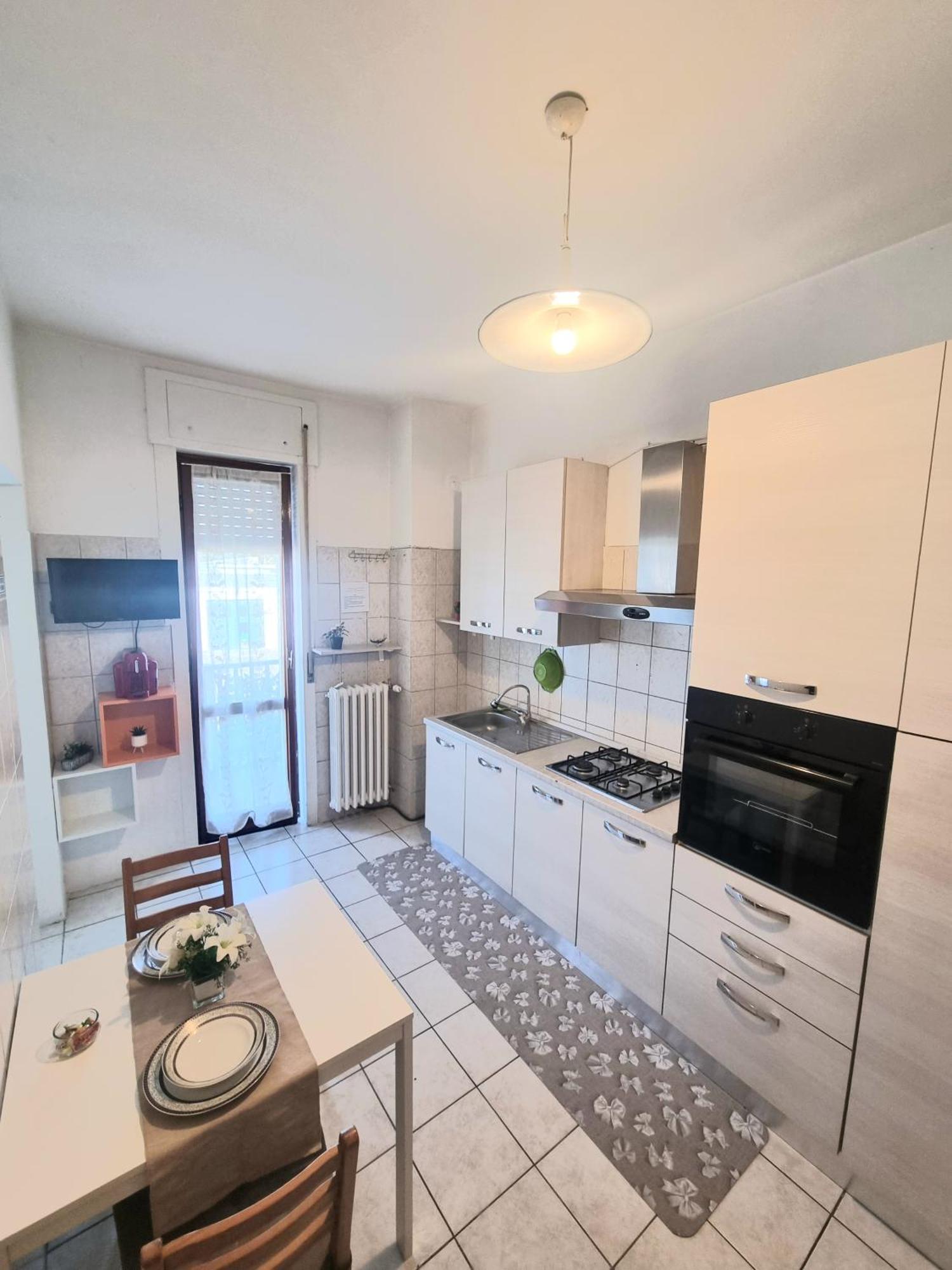 Bed and Breakfast Italo House Opera Esterno foto