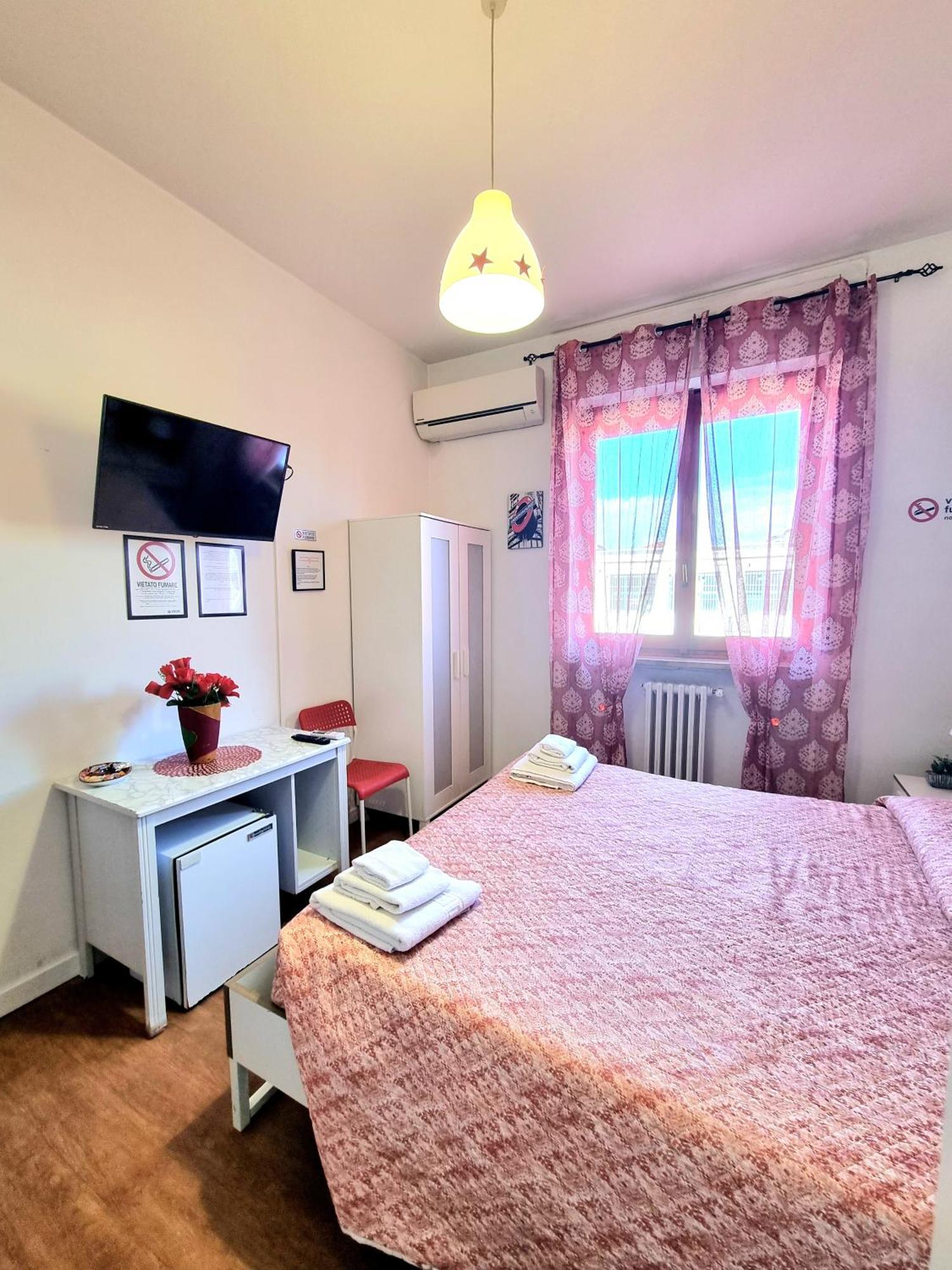 Bed and Breakfast Italo House Opera Camera foto
