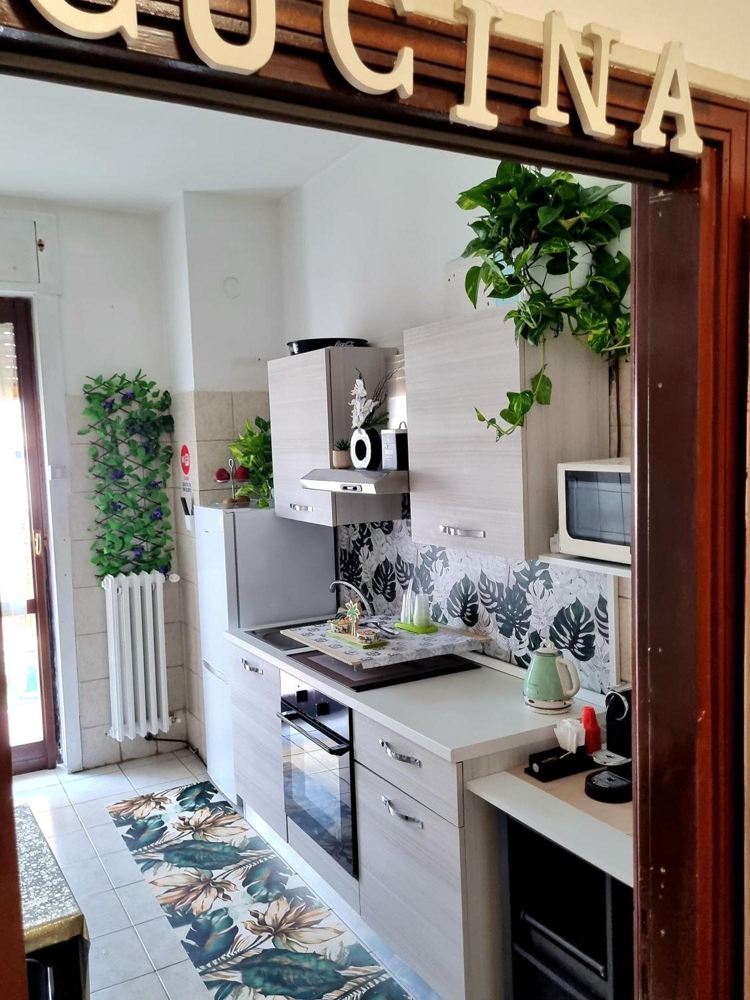 Bed and Breakfast Italo House Opera Esterno foto