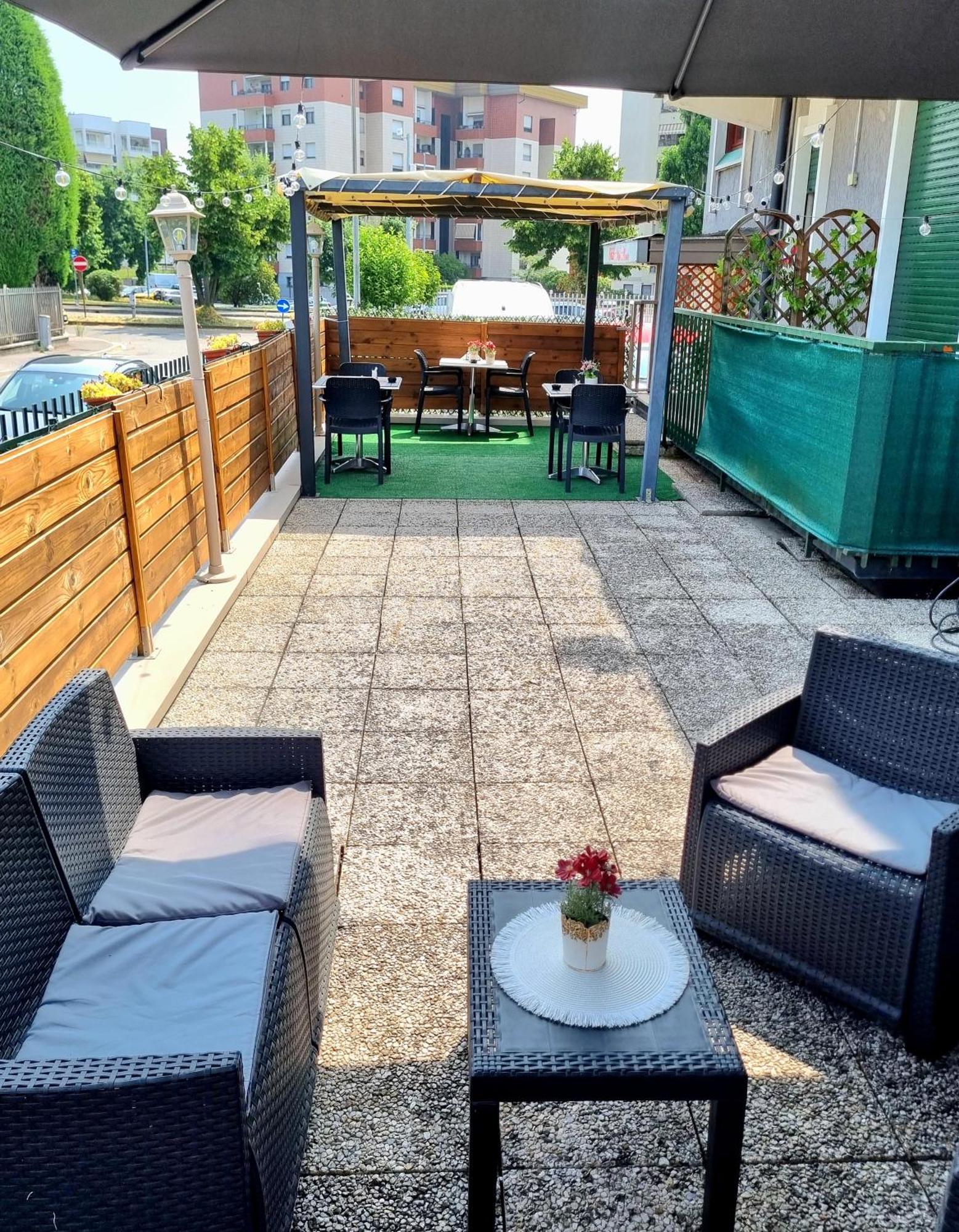 Bed and Breakfast Italo House Opera Esterno foto
